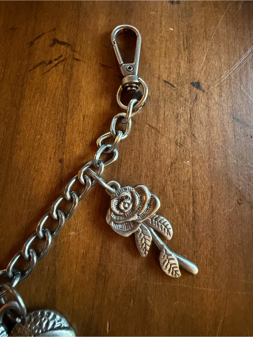 Ed Hardy Purse Bag Chain with Charms #676 - Picture 5 of 7